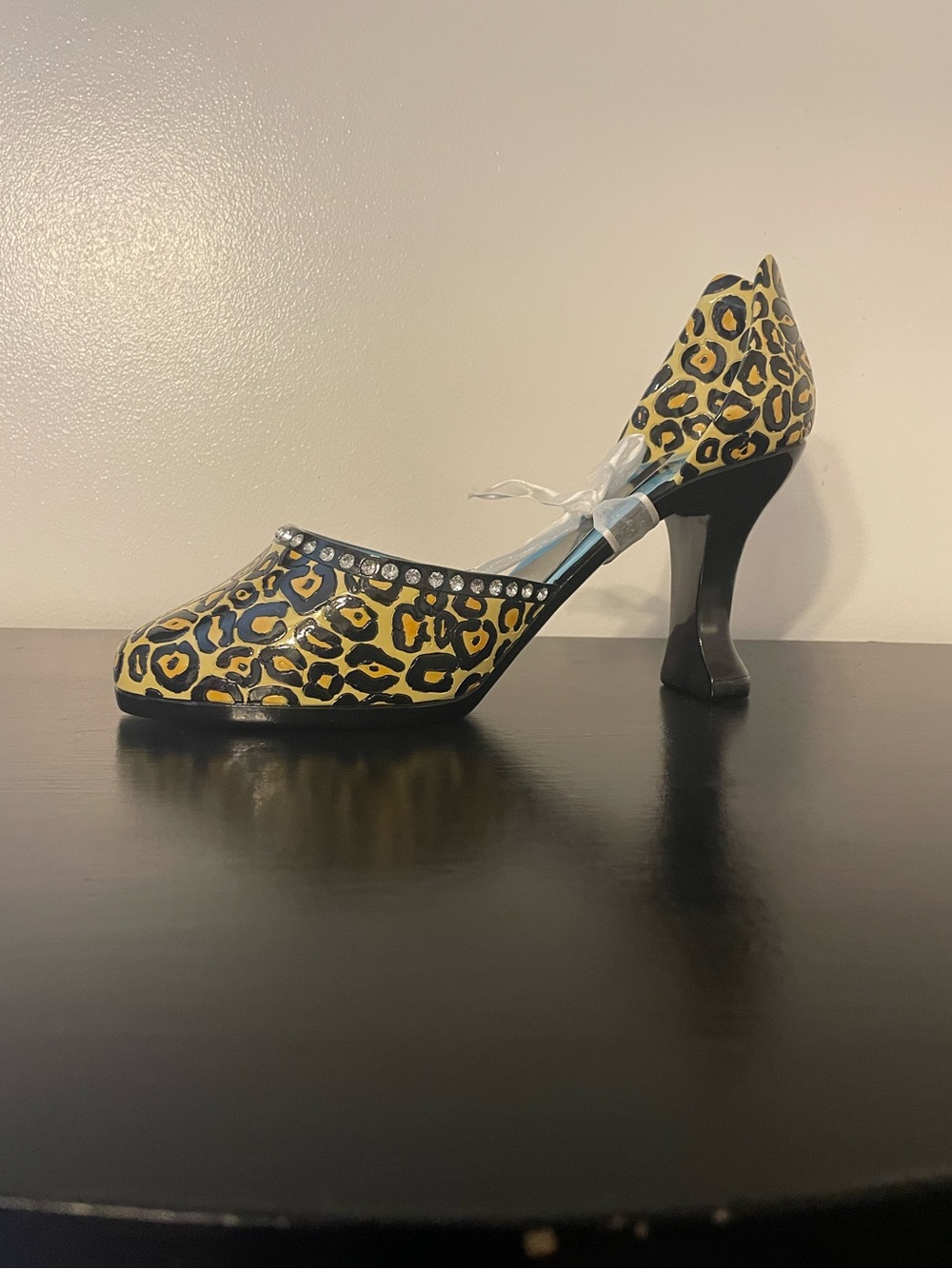 Leopard Print Wine Bottle Holder with Rhinestone Trim
